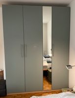 IKEA-Kleiderschrank