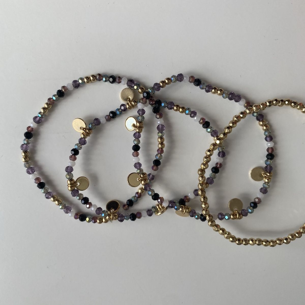 Armbänder & -reifen: Rocaille perlen armbänder sammlung – Neu (gemäss Beschreibung) aus Givisiez von dor_xb9k 1