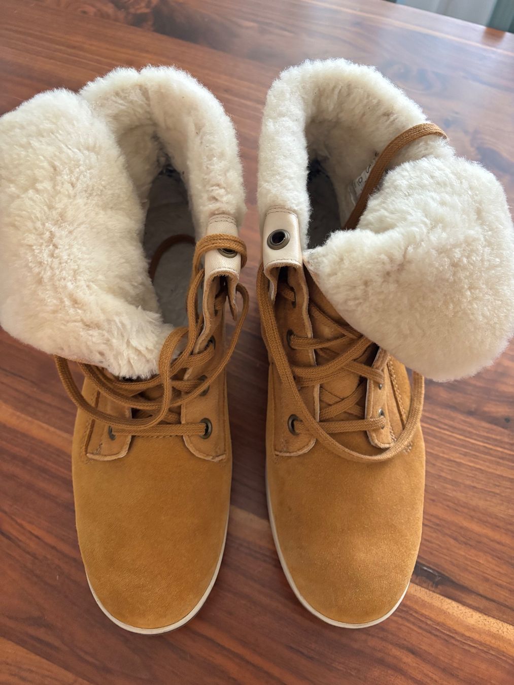 MBT Damenschuhe: MBT Winterstiefel – Neu (gemäss Beschreibung) aus Zürich von tinde
