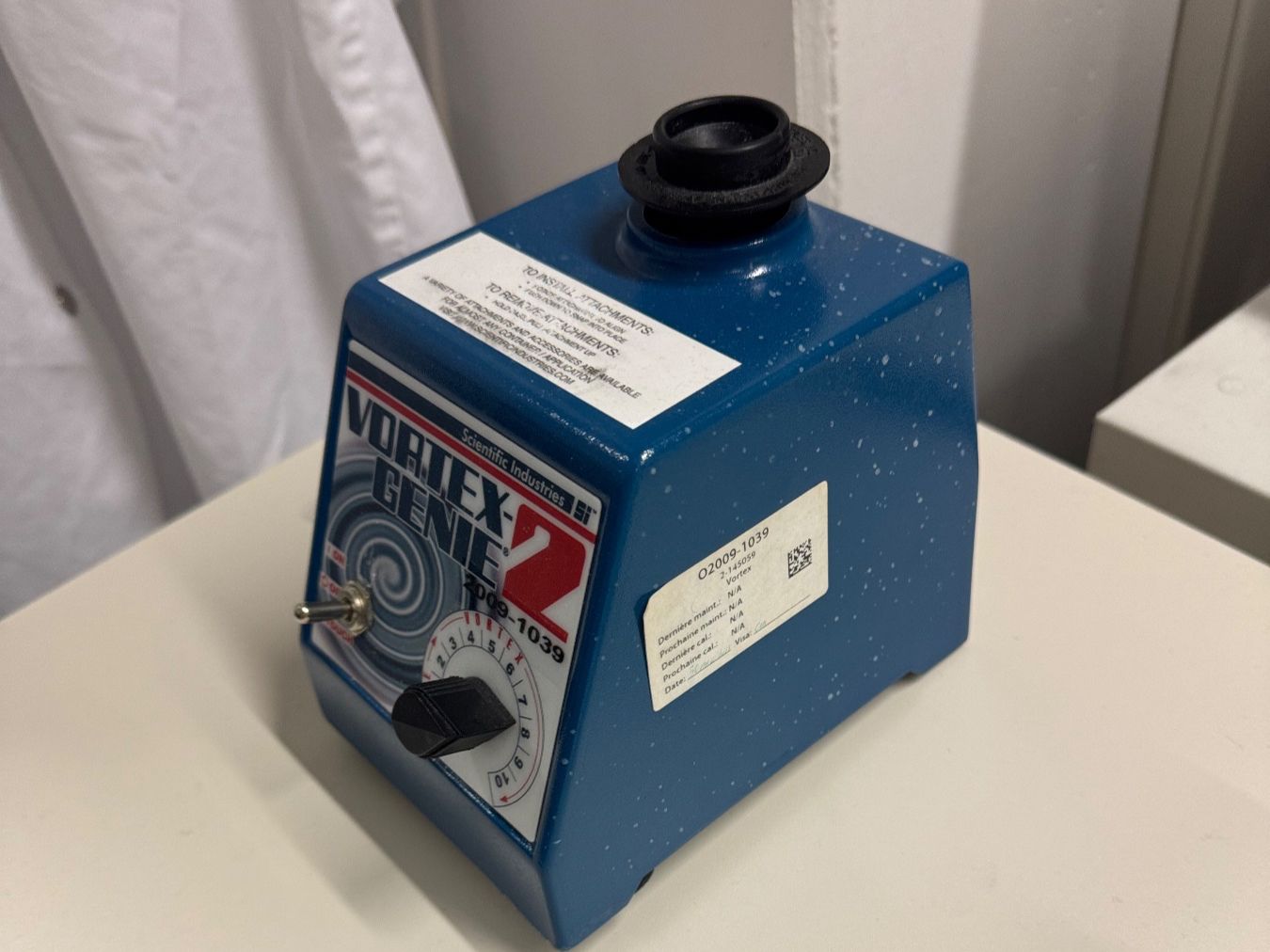 Tutte le macchine: Agitateur vortex de laboratoire Scientific Industries Vortex – Usato da Aarberg venduto da SNLiquidation 2