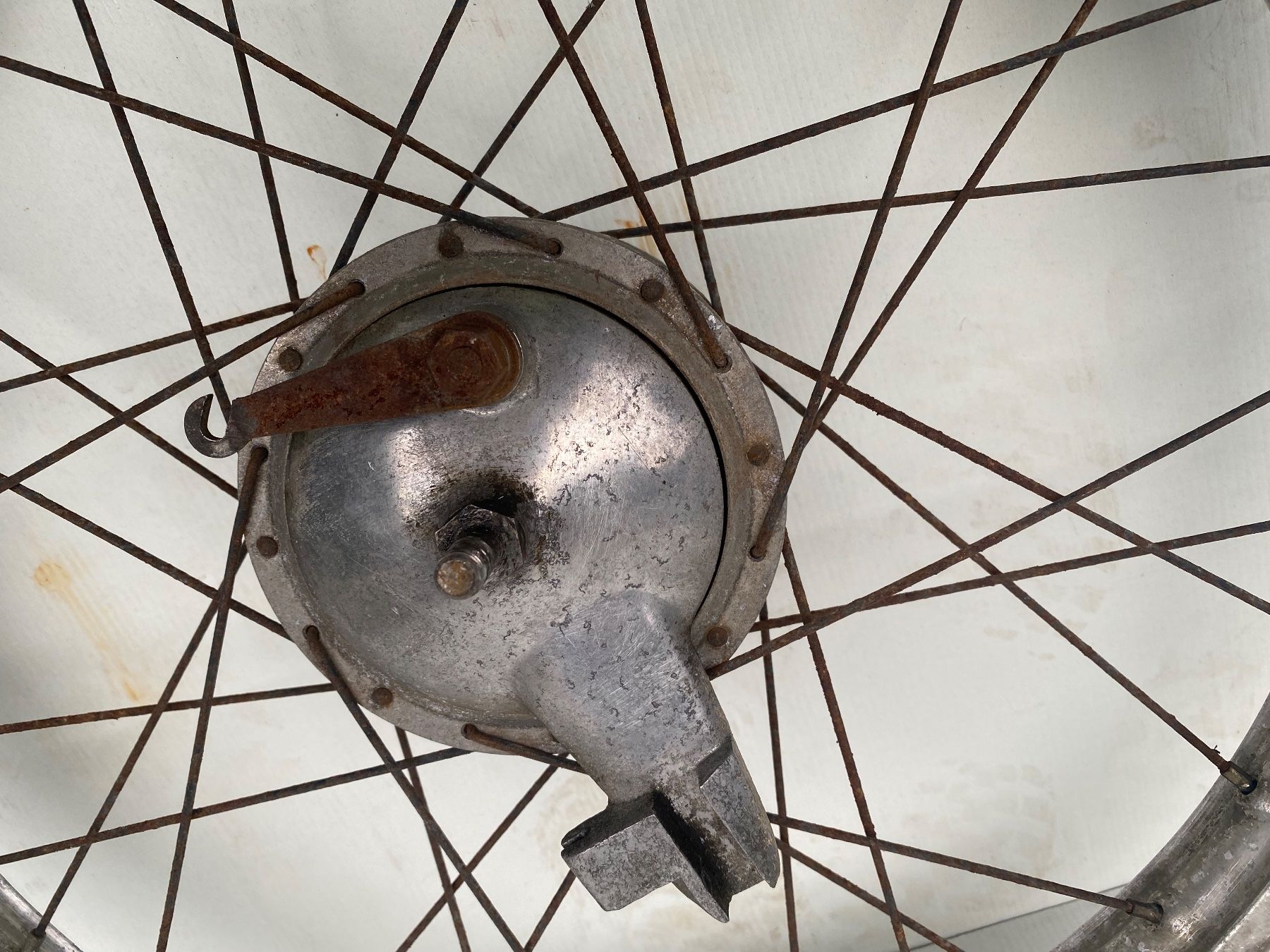 Pneus & Roues: Felge roue mofa vélomoteur – D'occasion à Vevey par Chupita-met 1