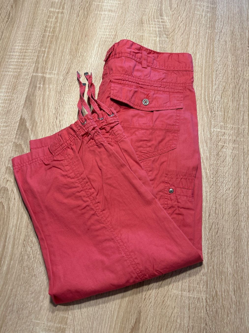 Pantaloni: 3/4 Sommerhose rot  von Chicorée – Usato da Brunnen venduto da Nala2929 1