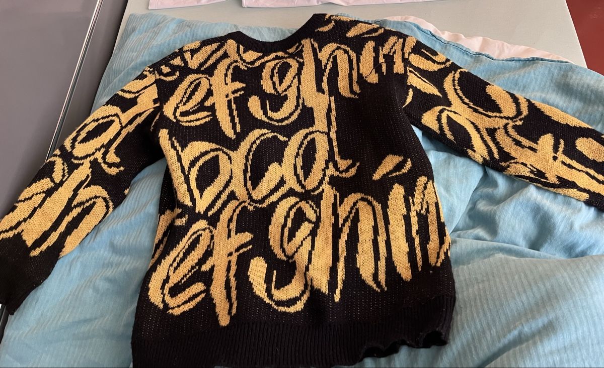 Maglioni & Felpe: Stylish knitted sweater  – Nuovo (secondo la descrizione) da Zürich venduto da ben_5ndh 1