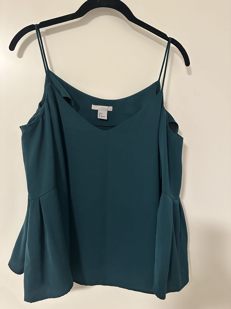 H&M Top: H&M Top Gr. XS (Smaragd) – Usato da Dübendorf venduto da nat_h9wg