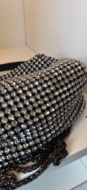 Borse da donna: Ravissante pochette souple – Usato da Biel/Bienne venduto da secondstore 7
