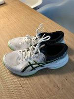 Asics Tennisschuhe weiss/grün Grösse 42.5 guter Zustand