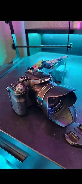 Fotocamera: Lumix Bridge Kamera – Usato da Leutwil venduto da Nilsroth00
