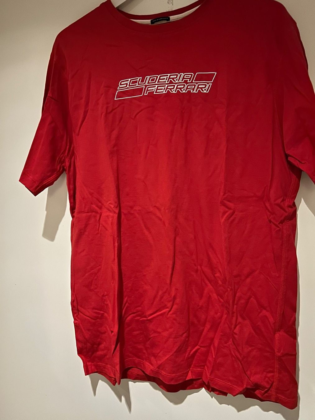 Ferrari T-shirt: Ferrari Tshirt XXL – Usato da Zumikon venduto da Uranus88