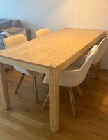 Wunderschöner Holzesstisch + 4 Stühle