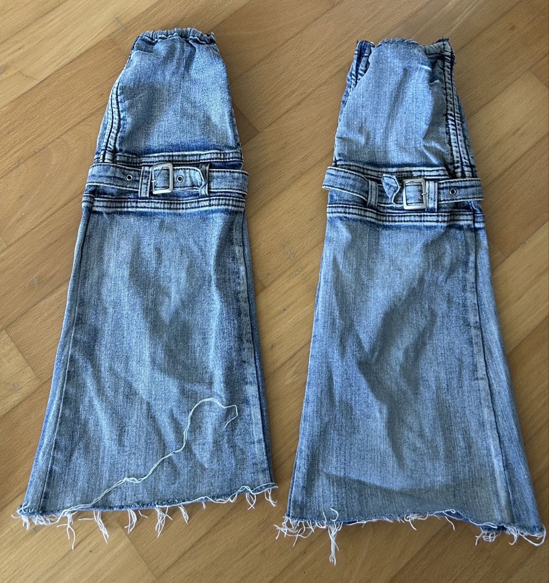 Jeans: Jeans Stulpen – Gebraucht aus Aesch BL von noe_xz5r