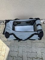 Hundetransportboxe faltbar, grau und in gutem Zustand