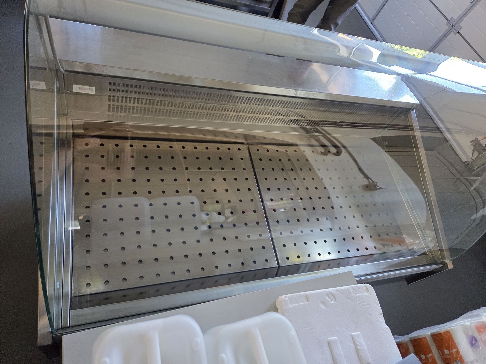 Vetrine: Glasvitrine / Kühlvitrine – Usato da Sursee venduto da nadeleWW 3