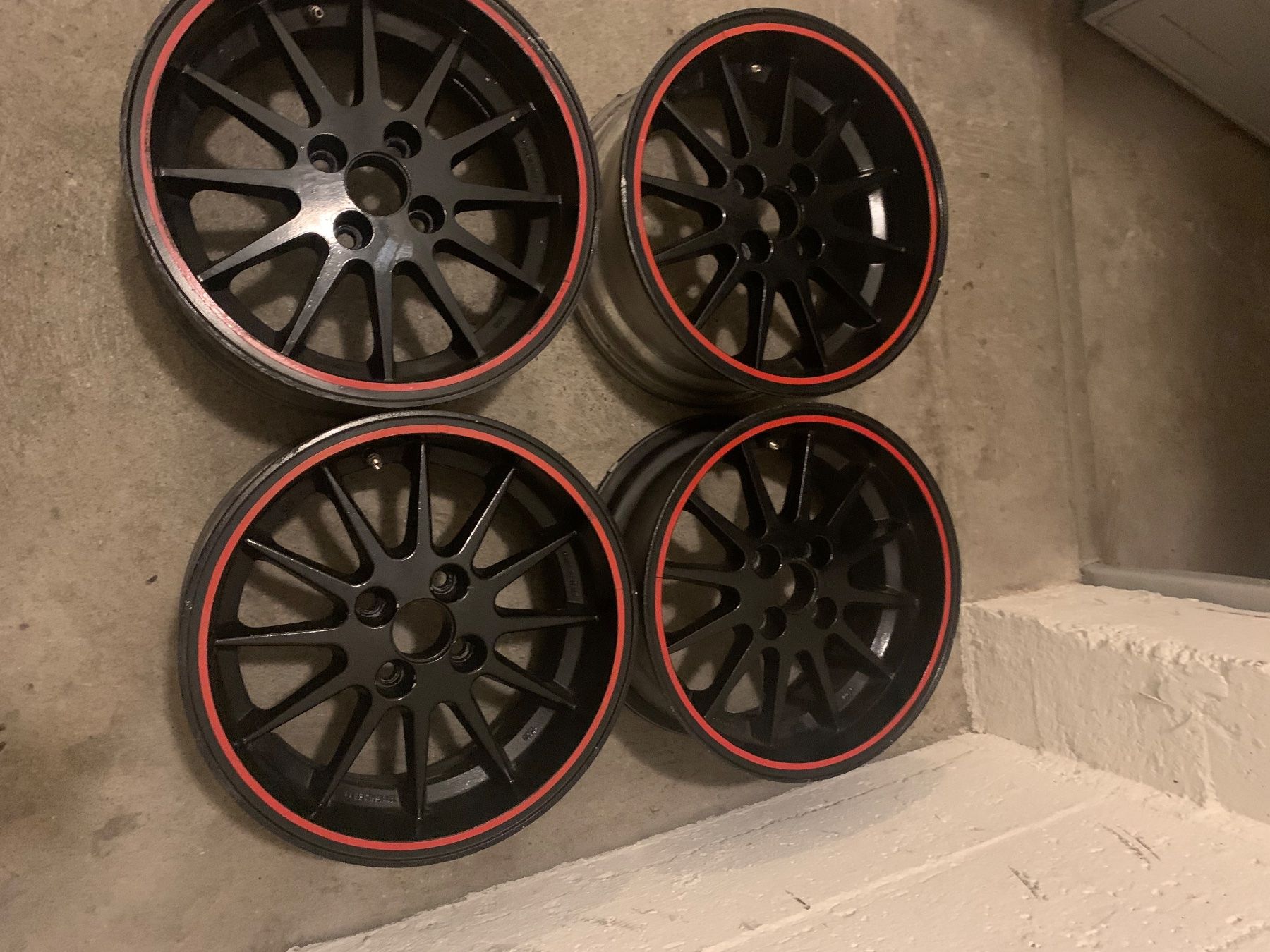 BMW Cerchioni: Alufelgen BMW e30-e21 – Usato da Grenchen venduto da Netii10 1