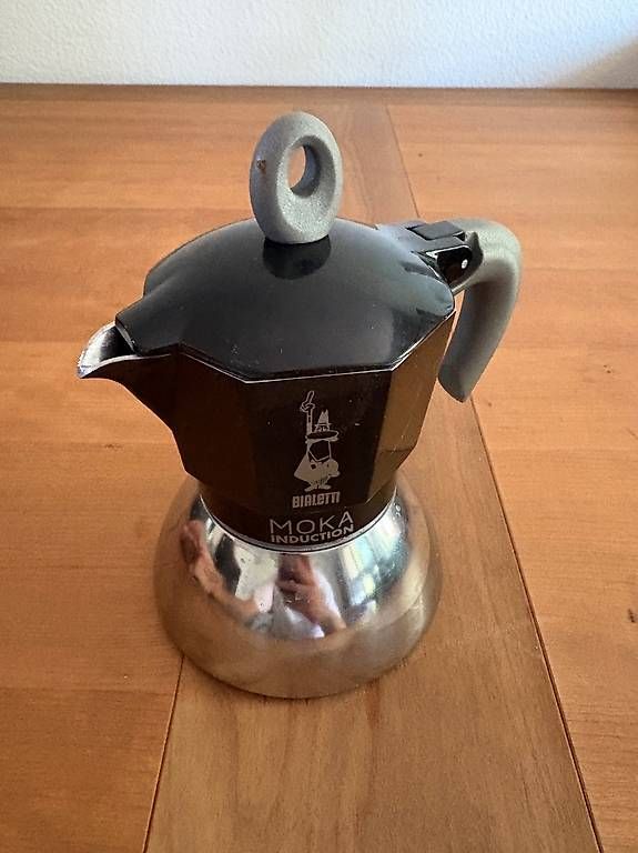 Machines à café & Machines à expresso: BIALETTI MOKA INDUCTION – D'occasion à Zürich par James_Kr
