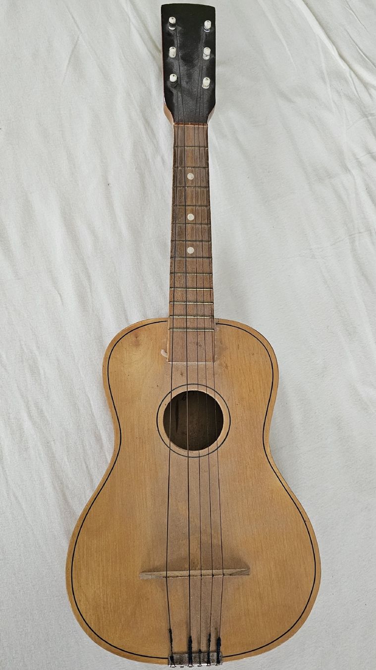 Strumenti musicali: Vintage / Retro Ukulele aus den 60ern – Usato da Eiken venduto da Geli_212