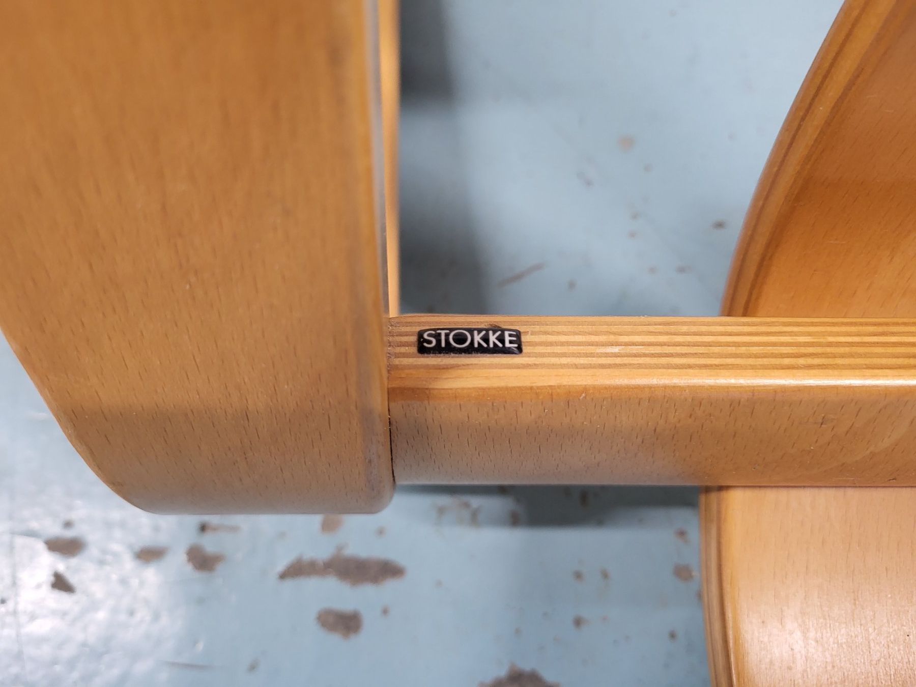 Varier Stühle: Stokke Varier ''Thatsit Balans'' – Gebraucht aus Brügg BE von POU-BELLE 4