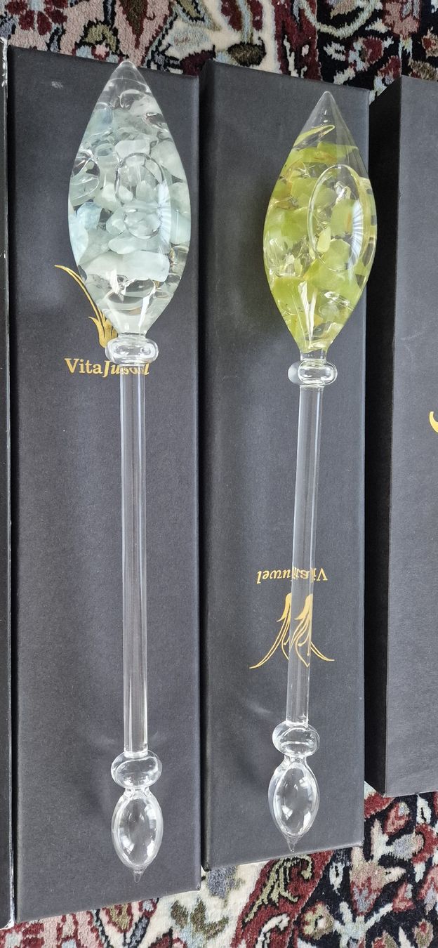 Vitajuwel Bicchieri: VitaJuwel Edelsteinwasserstab Set, – Usato da Meilen venduto da COSTA_ABC 1