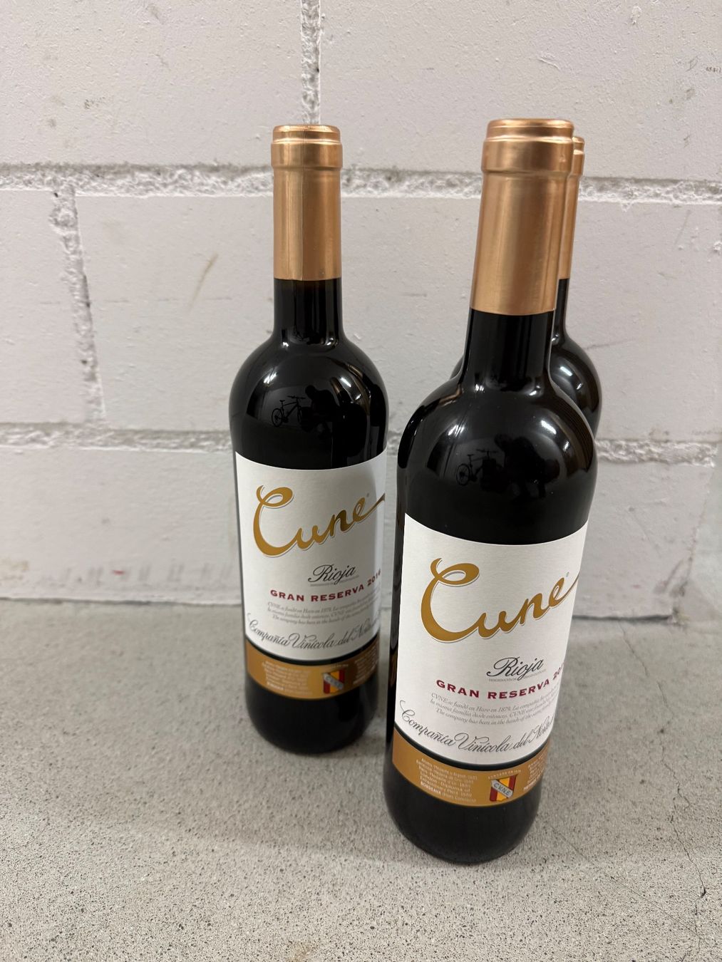 Rioja Vino: Cune Rioja Gran Reserva 2016 – Nuovo e nell'imballaggio originale da Eglisau venduto da PD0970 2