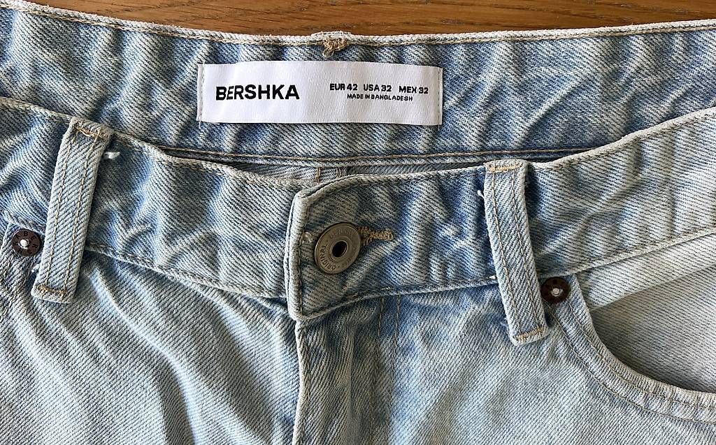 Jeans: Short en jeans BERSHKA, taille 42 – Gebraucht aus Echallens von fayetrahel 2