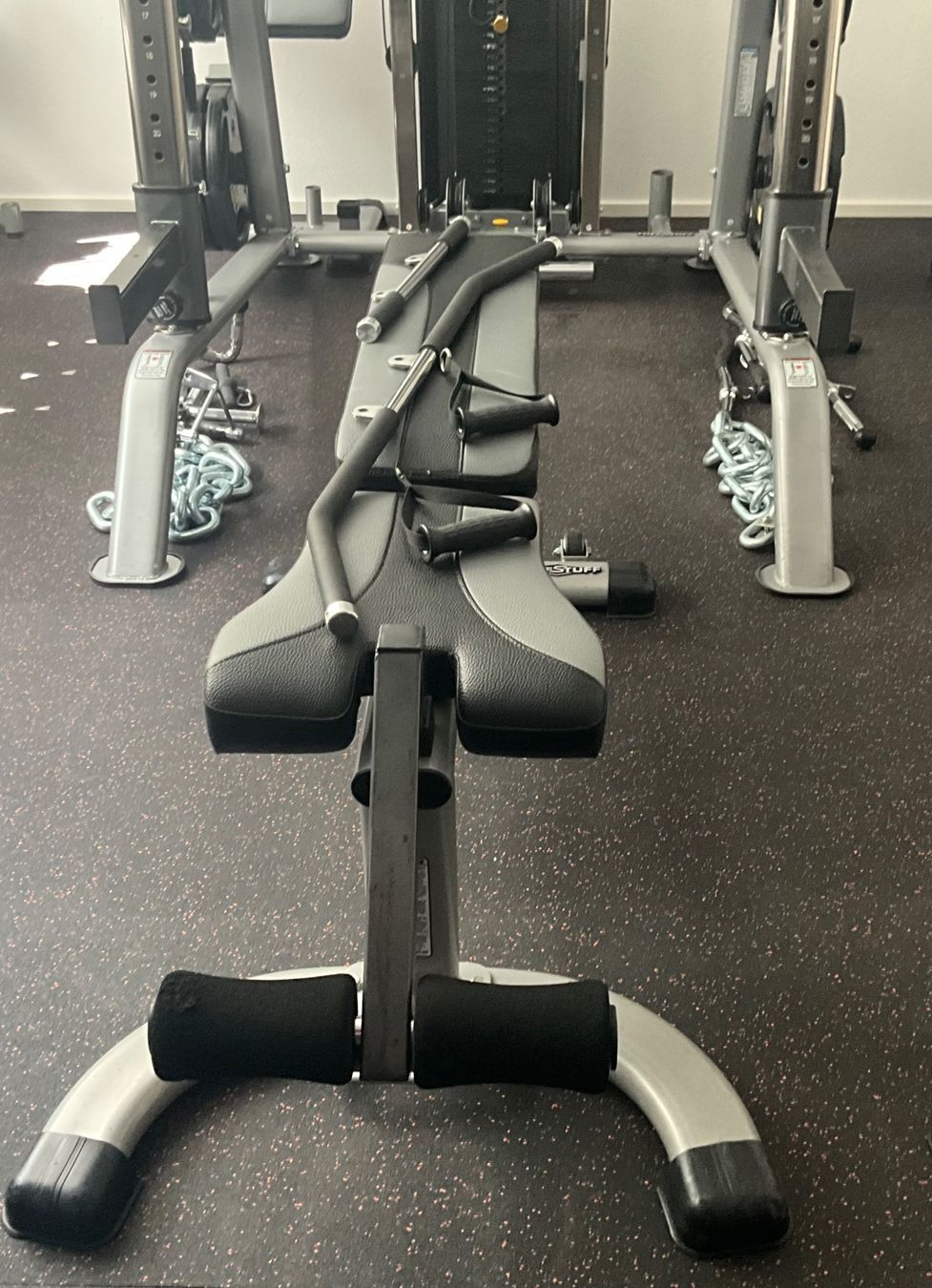 Hometrainer: TuffStuff Rack mit Smith Machine und 2 Kabelzügen – Usato da Koblenz venduto da volkiland_5765 2