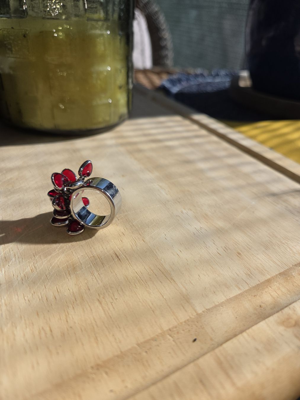 Ringe: Bague fleur rouge tendance – Gebraucht aus Brügg BE von man_xyd9 1