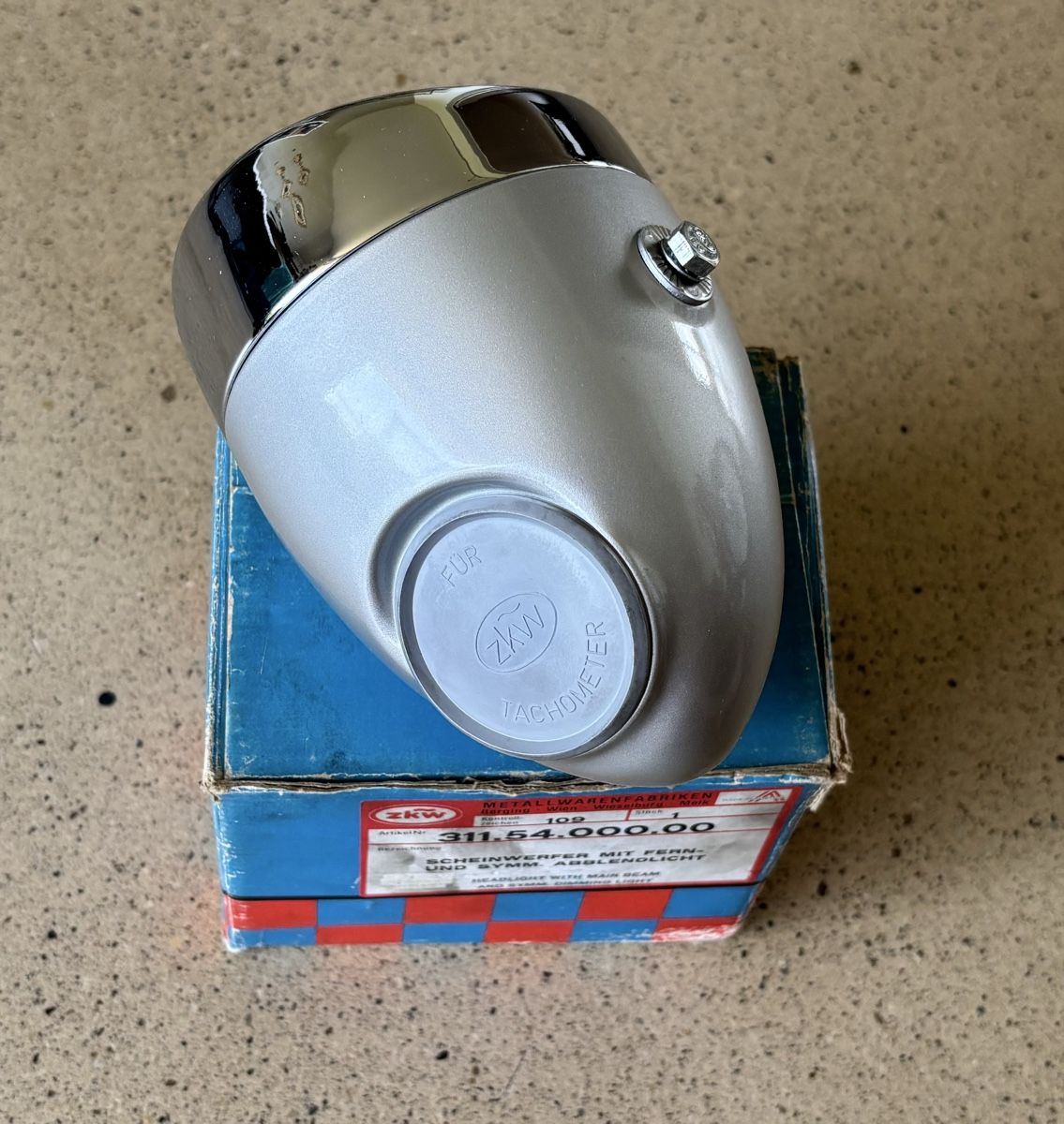 Puch Ciclomotori: NOS Scheinwerfer ZKW Puch Sachs – Nuovo e nell'imballaggio originale da Gerlafingen venduto da alpenbrevet 4