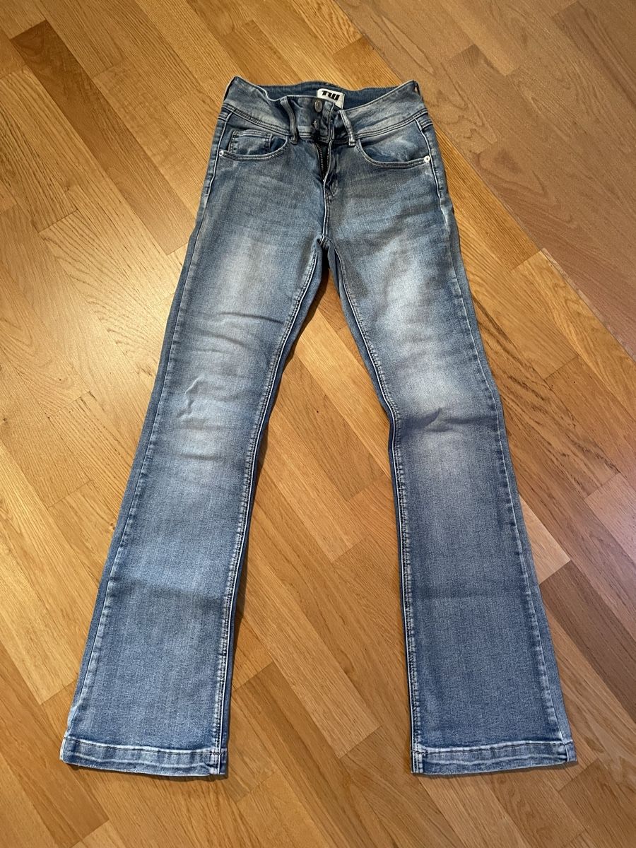Tally Weijl Pantaloni: Jeans  – Nuovo (secondo la descrizione) da Balgach venduto da sei_s6d7
