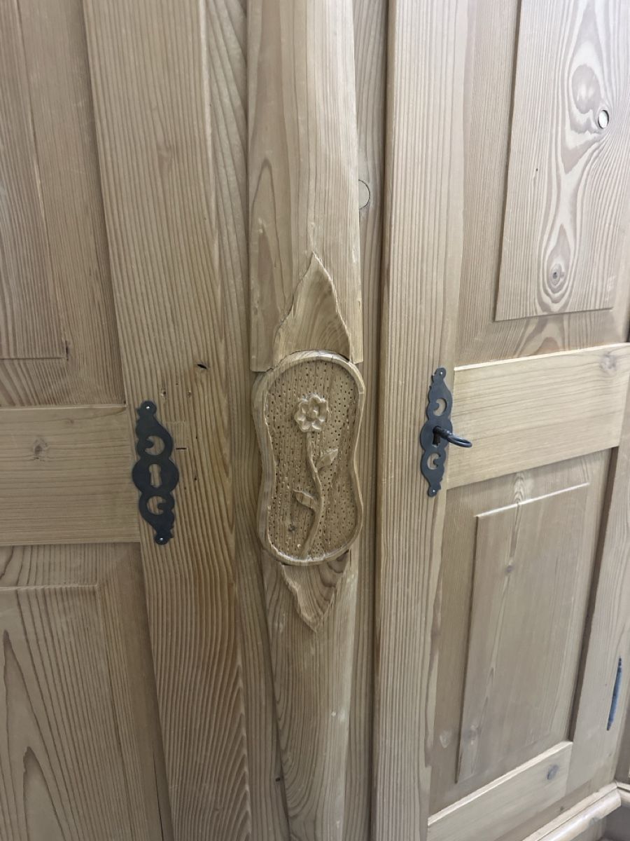 Armadi: Antiker Schrank Weichholz – Usato da St. Gallen venduto da Ursula66 1
