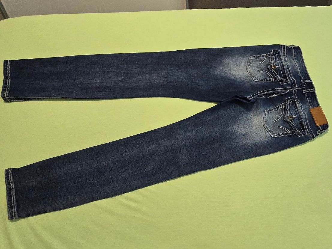 Jeans: Jeans Hose Damen Grösse 36 – Gebraucht aus Chur von Mikymiki 3