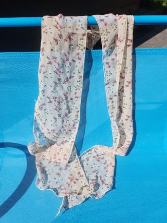 Leichter Schal, floral