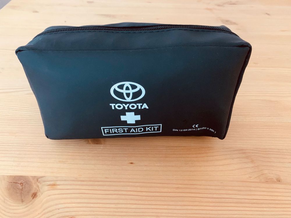 TOYOTA FIRST AID KIT Kaufen auf Ricardo