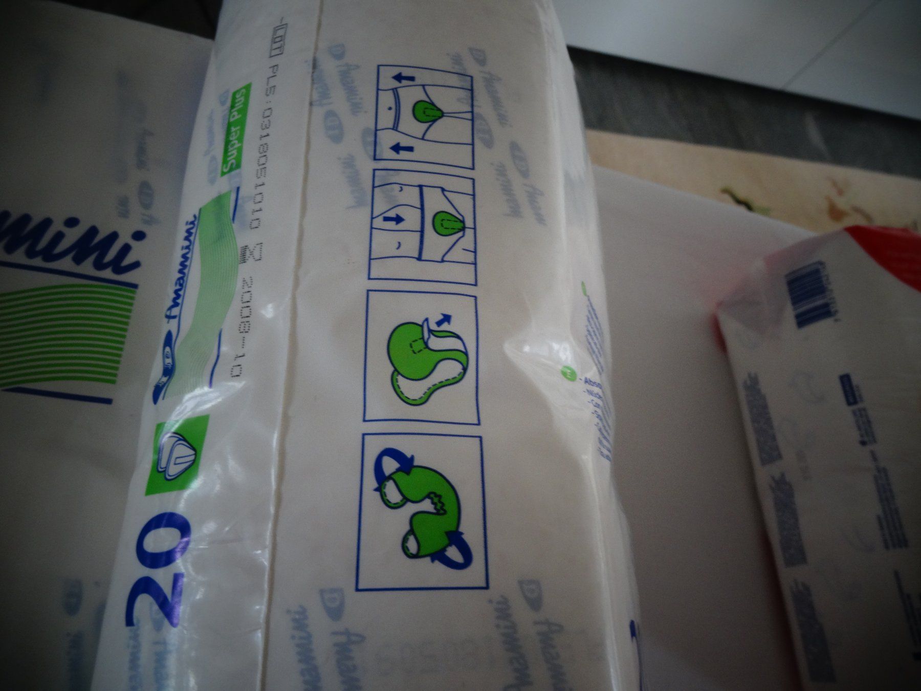 Appareils médicaux: 4 Pack Binden Inkontinenzmaterial – Neuf avec emballage d'origine à Neerach par jenny062 4