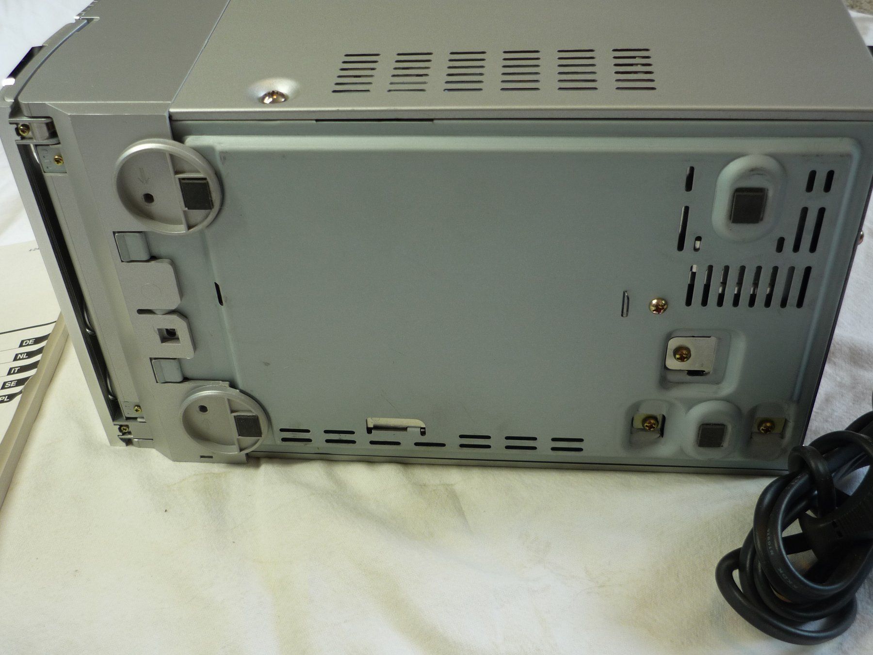 Sony Lettore multimediale & Streamer: CD Player - Sony Micro Hi-Fi Component System - CMT - SE1 – Usato da Beringen venduto da Flatretriever 5