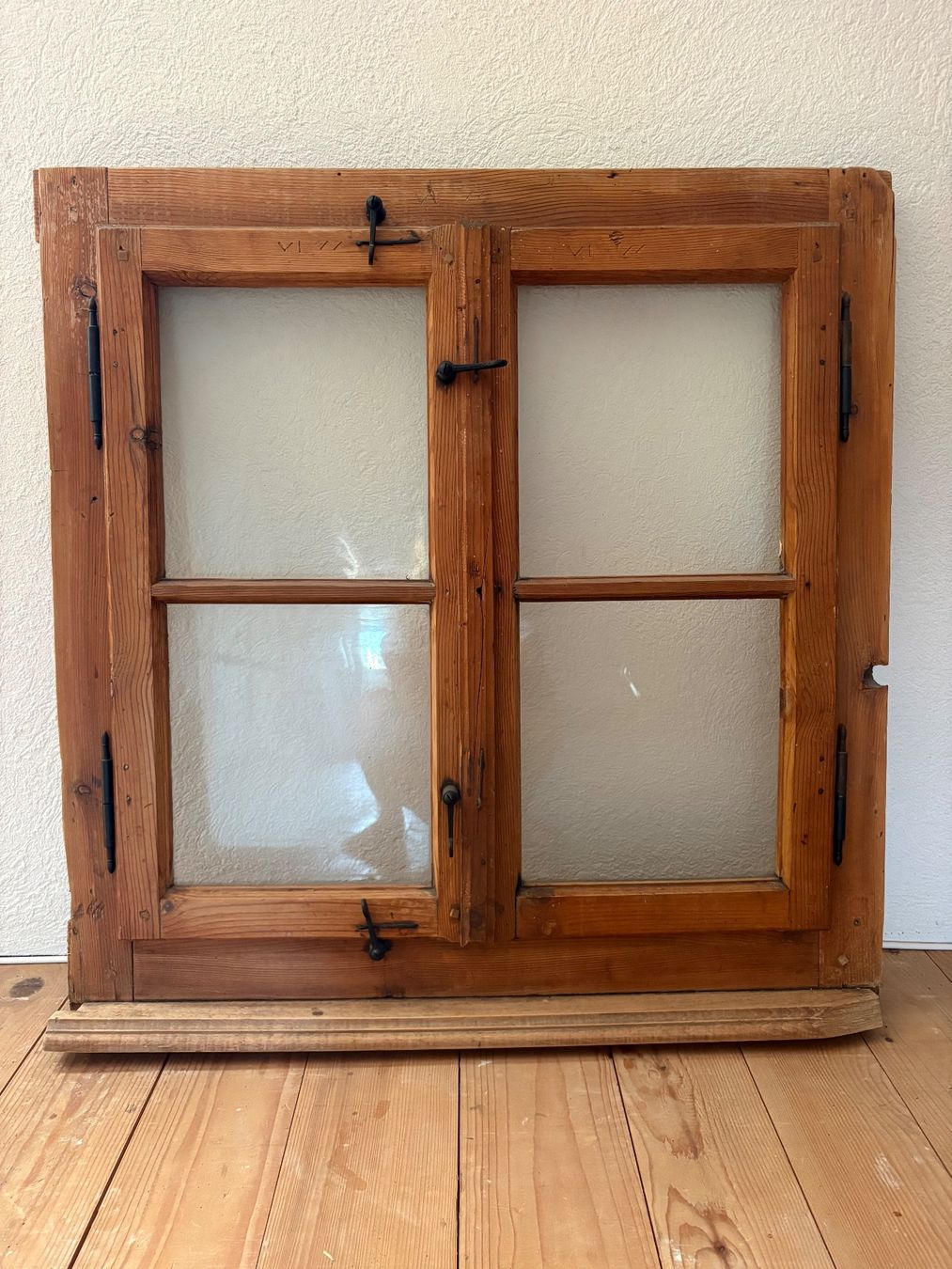 Finestre: Antikes Fenster. 80x 80 cm – Usato da Wallenwil venduto da Grun02