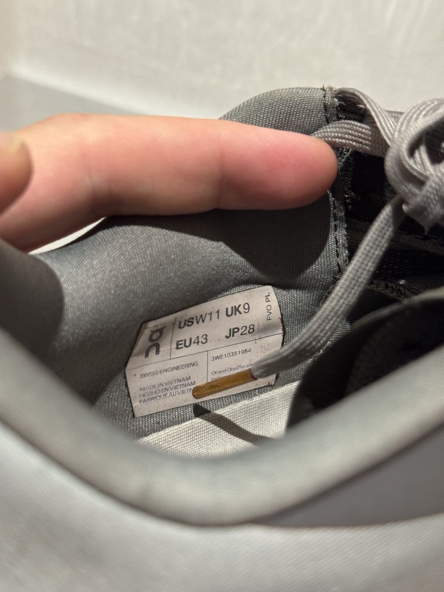 On Scarpe da uomo: On Cloumonster PAF - Custom Dye - EU 43 – Usato da Zürich venduto da Clem_ 4