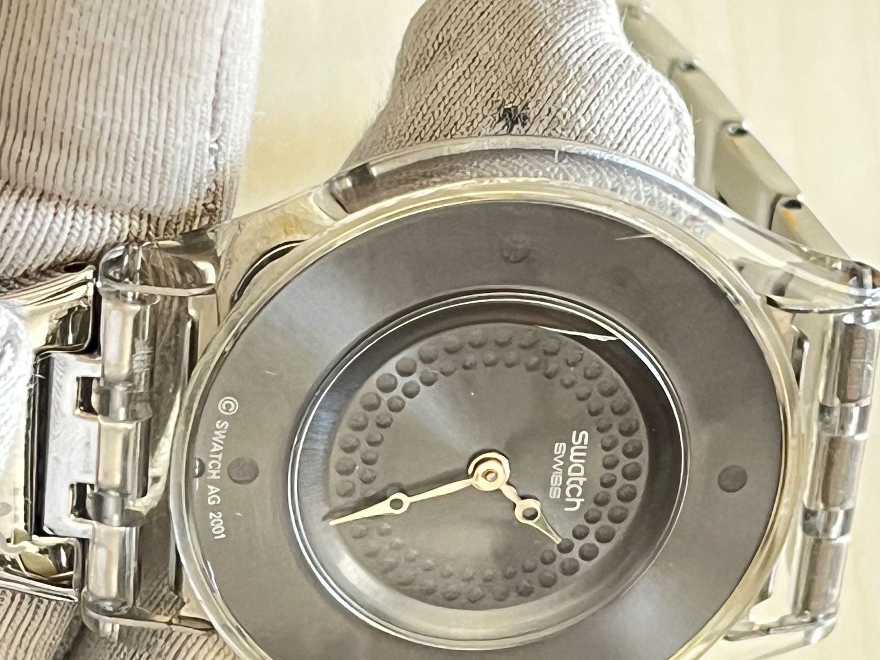 Swatch Orologi: Swatch Damenuhr, silberfarben, Blumendesign – Usato da Grenchen venduto da chththl 7