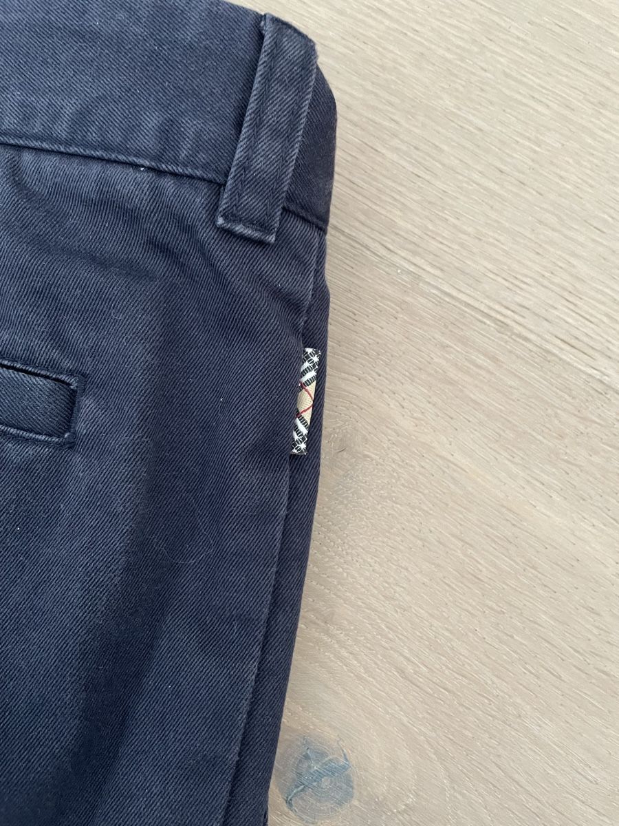 Burberry Hosen: Burberry Chino Hosen EU48 – Gebraucht aus Zug von funfunfunzig 3