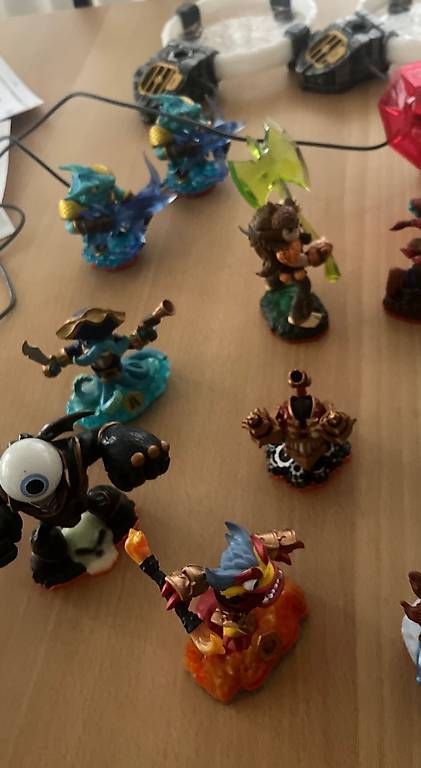 Figuren: Skylanders Sammlung  – Gebraucht aus Münsingen von koe_dt8w 1
