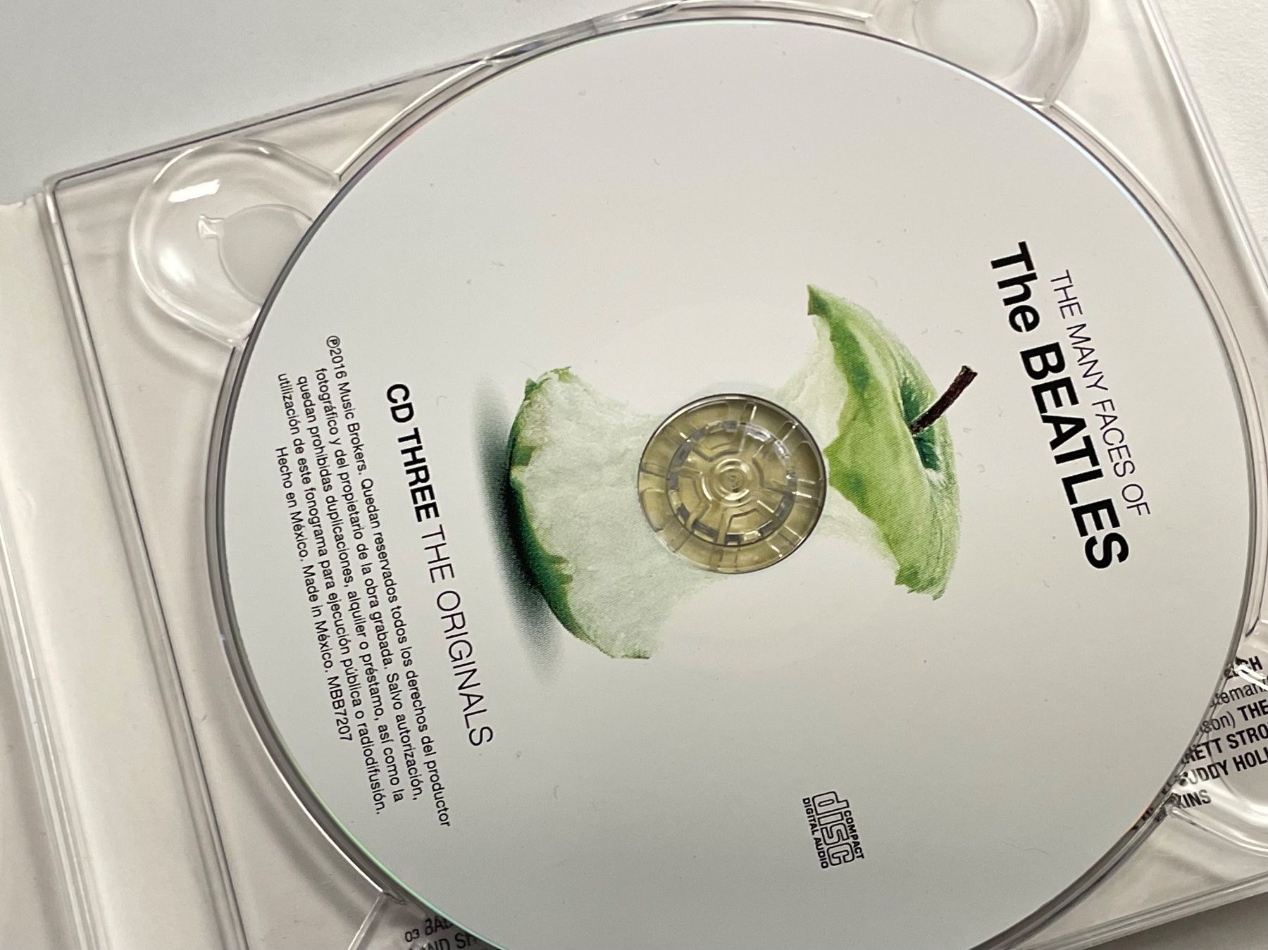 CD: The Many Faces Of The Beatles – Usato da Muri b. Bern venduto da AdidasCollector 5