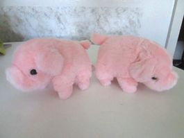2 Plüsch-Ferkel