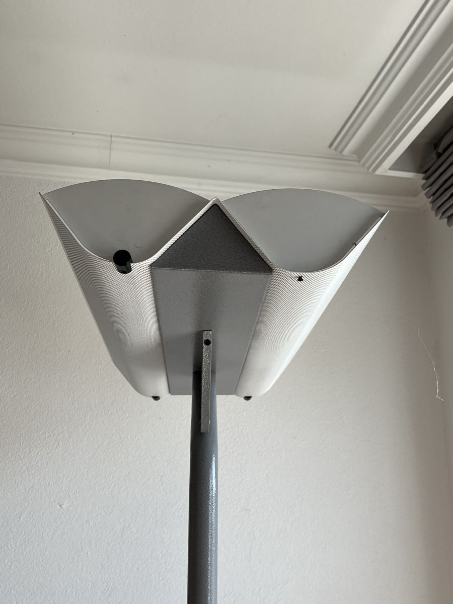 Lampen: Lampe sur pied  – Neu (gemäss Beschreibung) aus St. Prex von Nikolletta