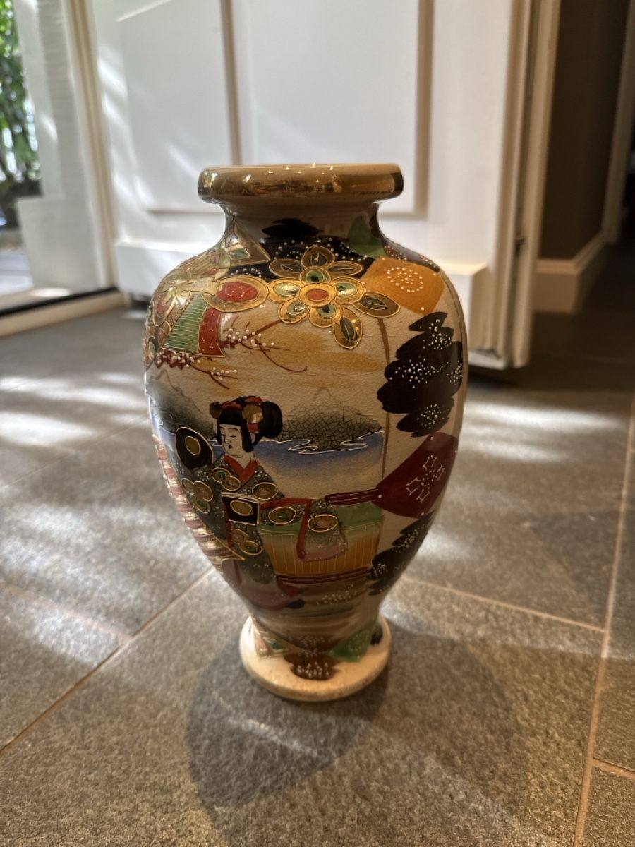 Vasi & Recipienti: Vase ceramic oriental design multicolor good condition – Usato da Kilchberg ZH venduto da gia_28mq