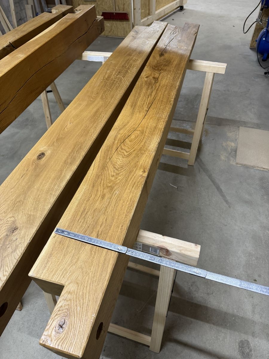 Articoli in legno: Alte Eichenbalken zu verkaufen – Usato da Basel venduto da la_jr5 2
