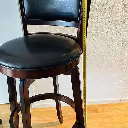 Sedie: 2 Wooden Bar Chairs / Stools – Usato da Kriens venduto da eni_fth8 1