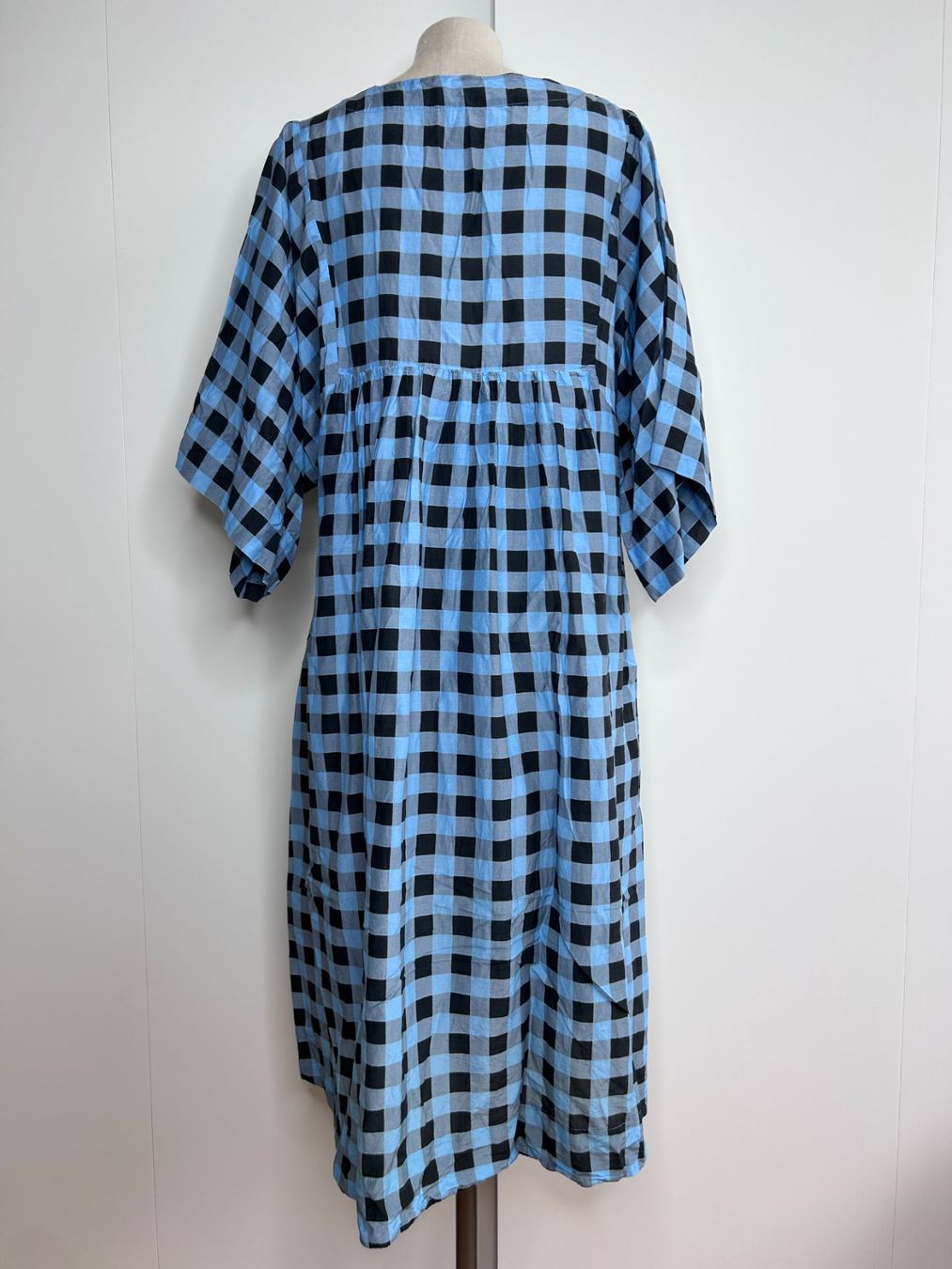 Ganni Vestiti: Ganni Kleid – Usato da St. Gallen venduto da look-twice 4