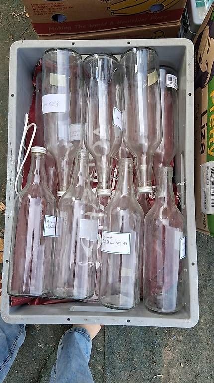 Contenitori & Simili: 30 Saftflaschen und diverse Einmachgläser Landi – Usato da Zetzwil venduto da SonjaDilly