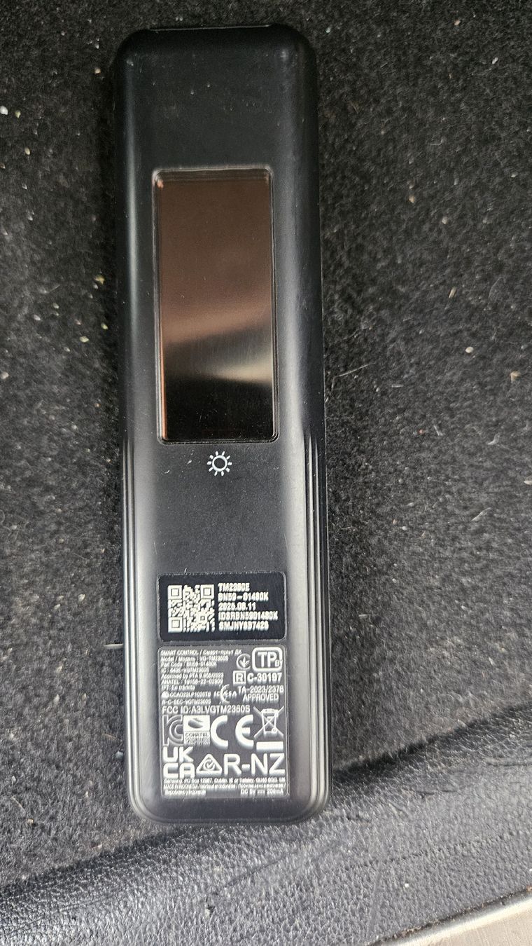 Samsung Fernbedienungen: Samsung TV Remote Control Black solar – Gebraucht aus Sachseln von laz_65cg 1