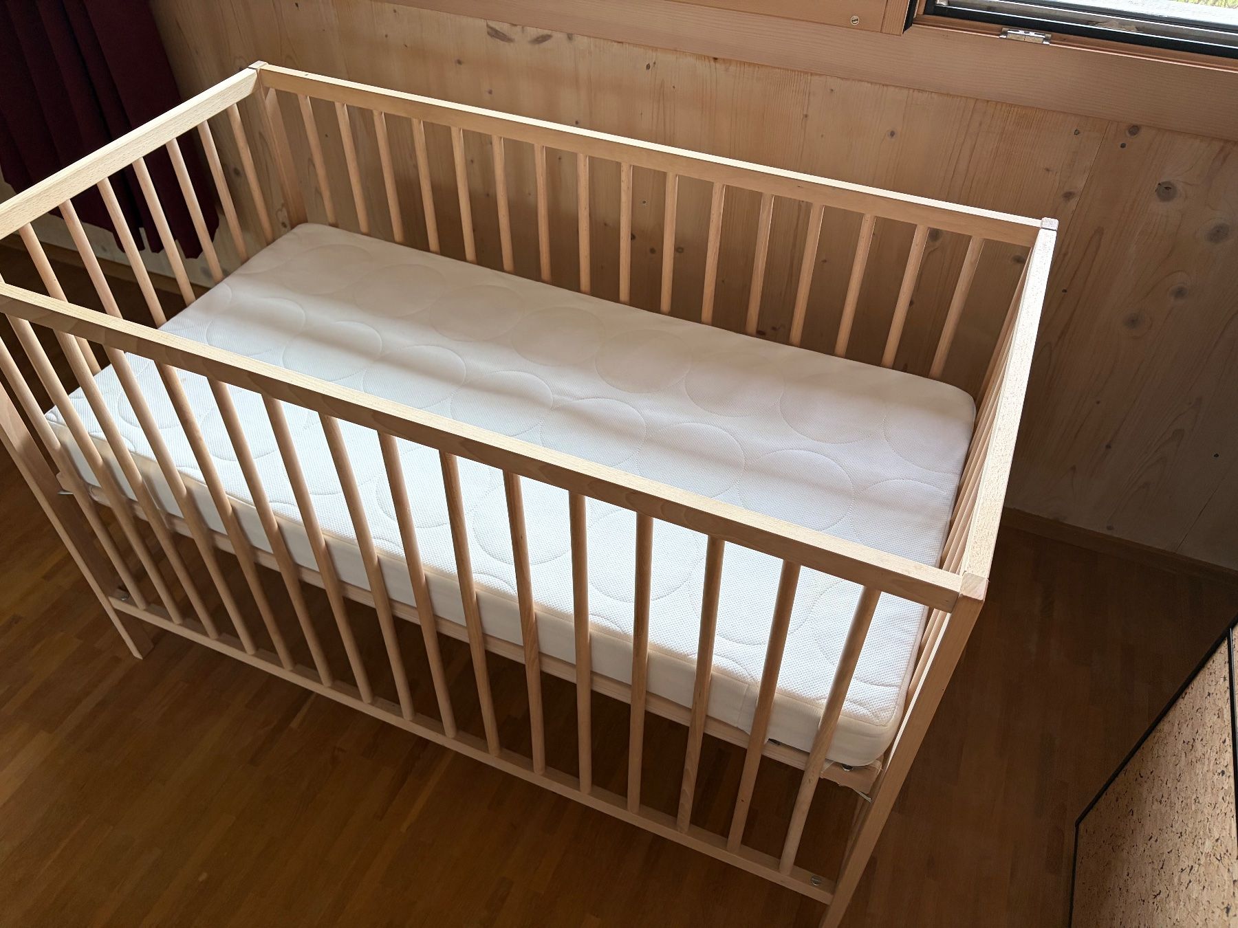 Ikea Betten: Babybett / höhenverstellbar – Gebraucht aus Altishofen von TomTomate 2