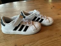 adidas Sneaker Gr.32 Schwarz Kaufen auf Ricardo