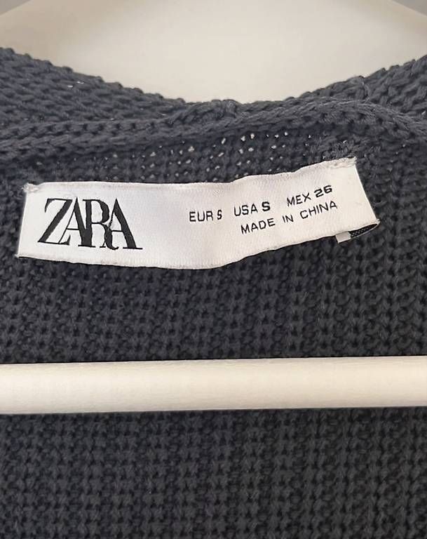 Giacche: Dunkelblauer Zara Cardigan Strick – Usato da Zürich venduto da Imaime 2